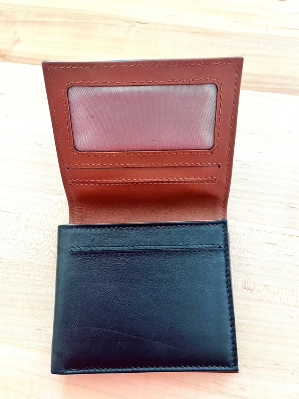 kangaROOS Black Kangaroo Leather Wallet